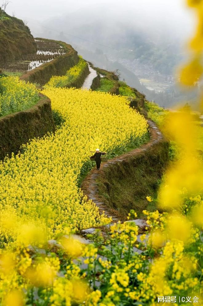 深入侗寨苗乡用镜头记录最淳朴的民族之歌J9真人游戏第一品牌7天贵州深度游：(图2)