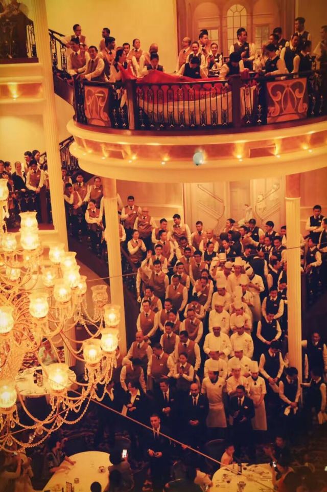 艳遇姐妹们的旅行也很精彩！九游会j9登录邮轮上没有(图4)